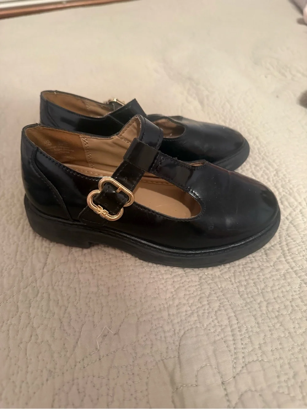Classic Black Patent Mary Jane Shoes with Gold Buckle
